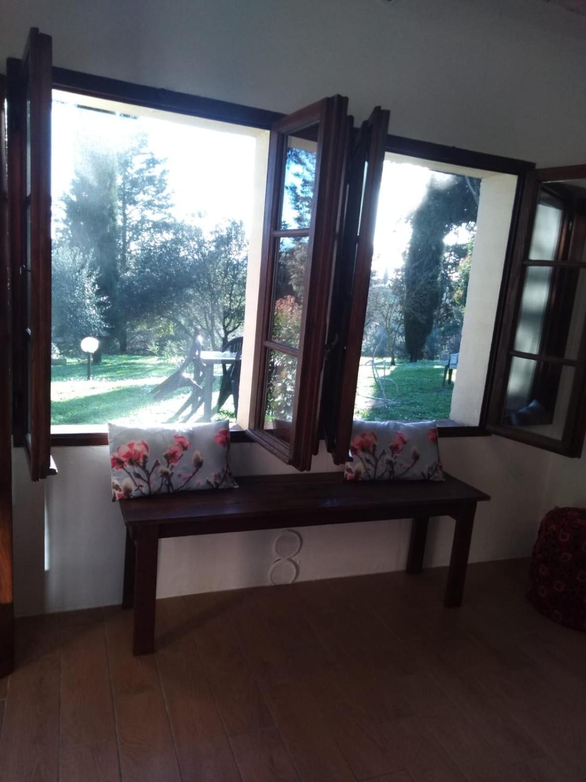 Agriturismo La Torre Di Monsindoli Сиена Экстерьер фото